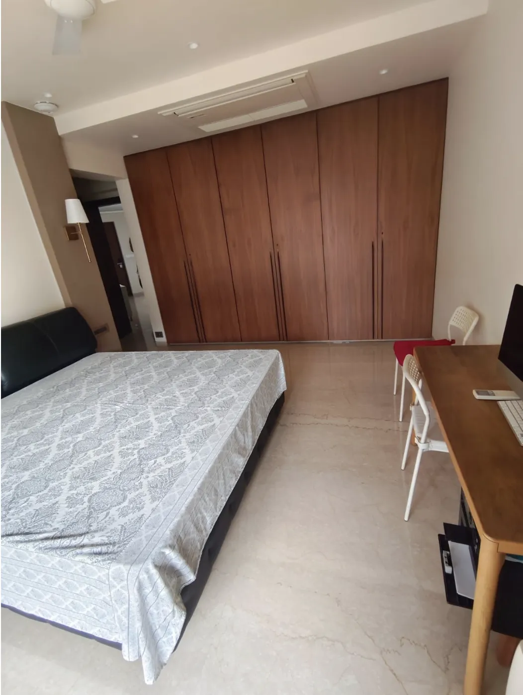 Signia Pearl — Bandra East (7)